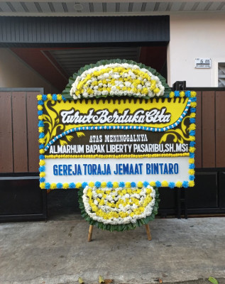 Papan Bunga Duka di Sekip Jaya